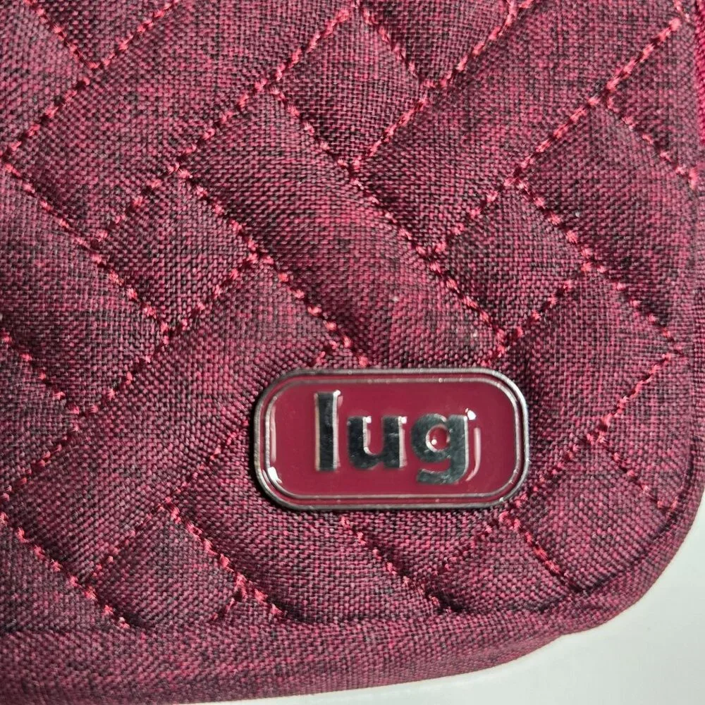 Lug Carousel RFID Small Crossbody Bag Quilted Lightweight Heart Red Adjustable S - Picture 2 of 7